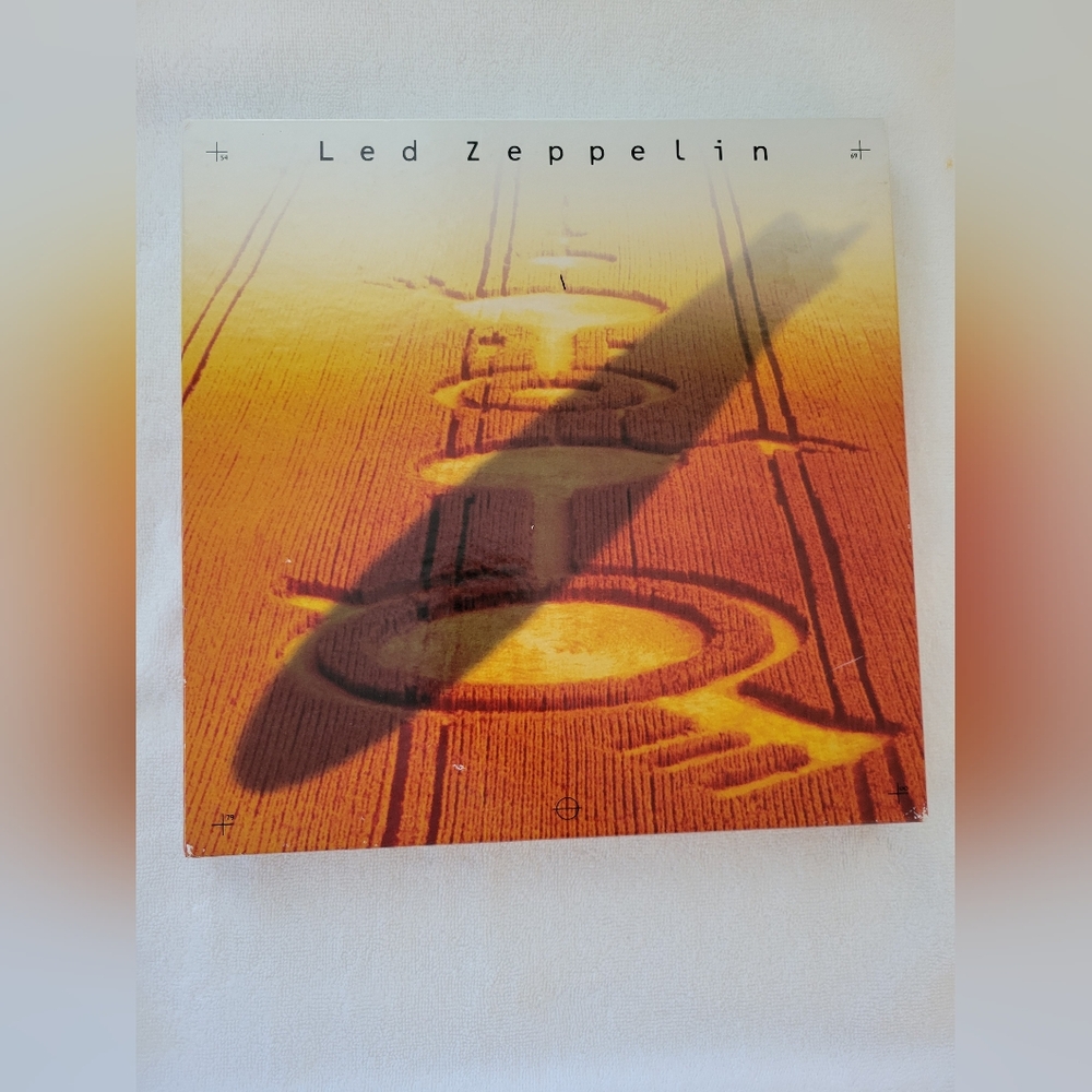 Led Zepplin 4 Cd Box Set With Booklet. - Picture 2 of 4
